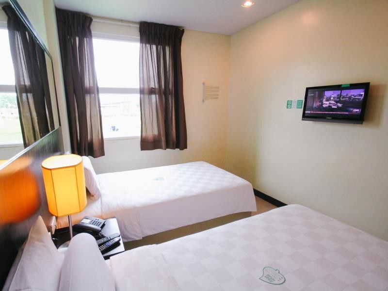 Go Hotels Dumaguete Dumaguete City Exteriör bild